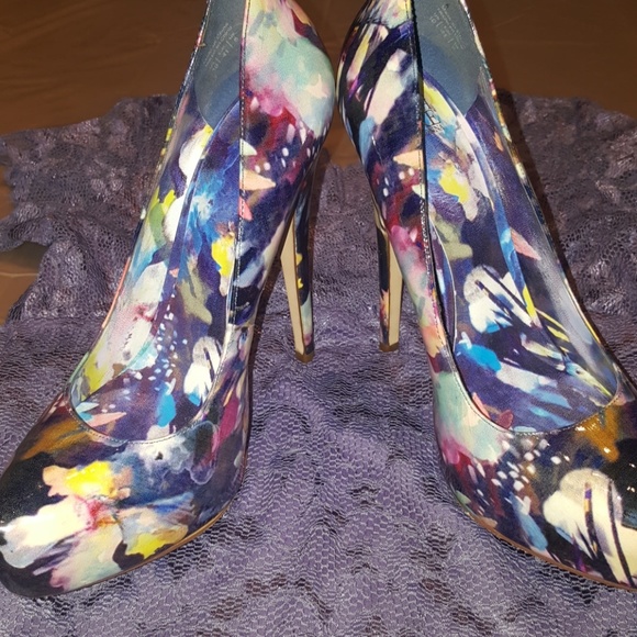 Stilettos BOLD SEXY Print ... - Picture 5 of 5